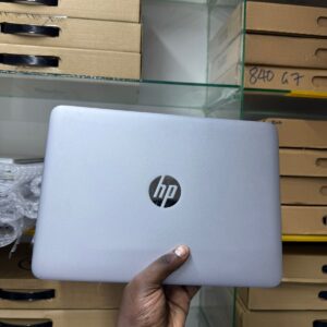 Hp EliteBook 820 G3 Core i5 Intel 6th Gen 8GB RAM 256GB SSD - Non Touch screen - Refurbished