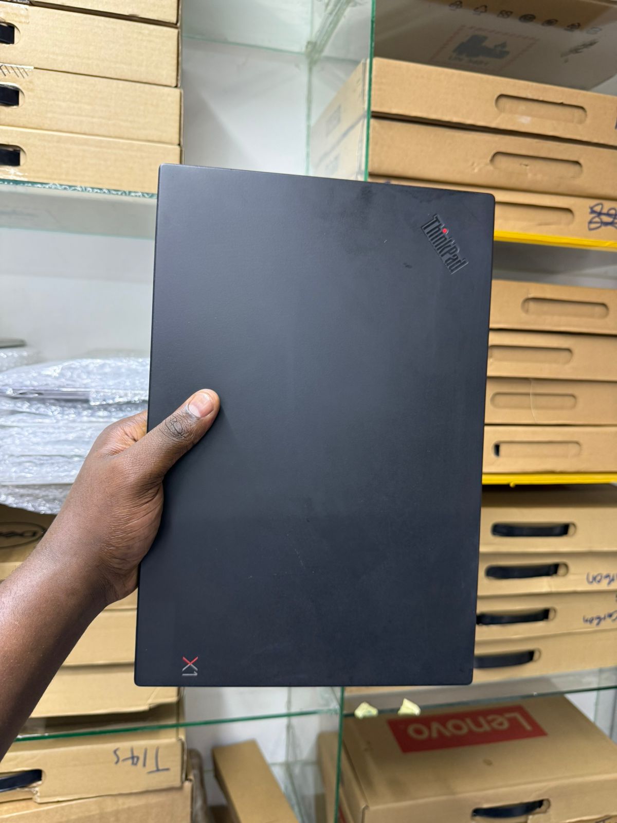 Lenovo x1 Carbon Core i7 Intel 8th Gen 16GB RAM 512GB SSD Touchscreen - Refurbished