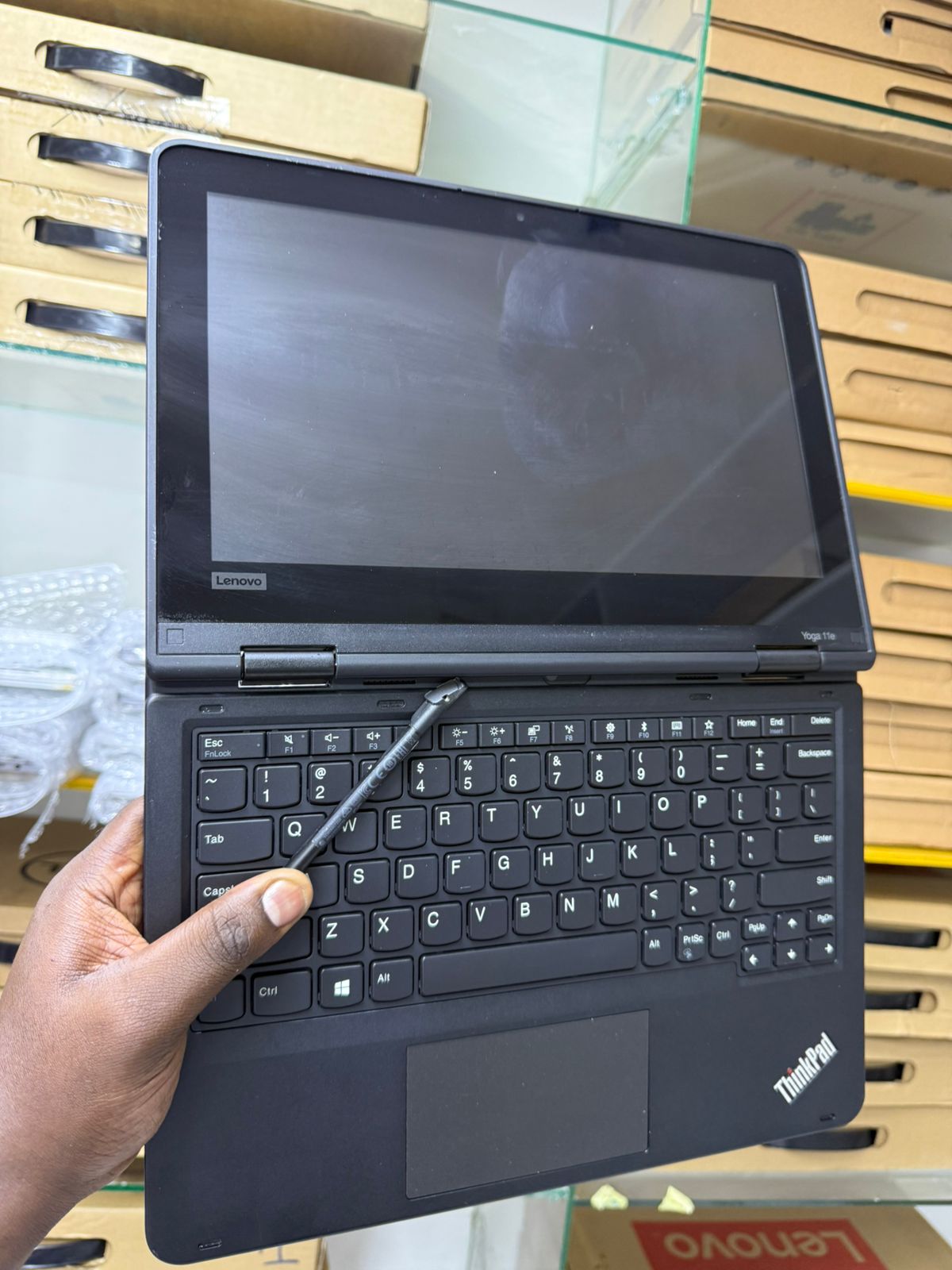 Lenovo Yoga 11e Core i5 7th Generation 8gb ram 256gbssd x360 2 in 1 Touch Screen - Refubished - Image 2