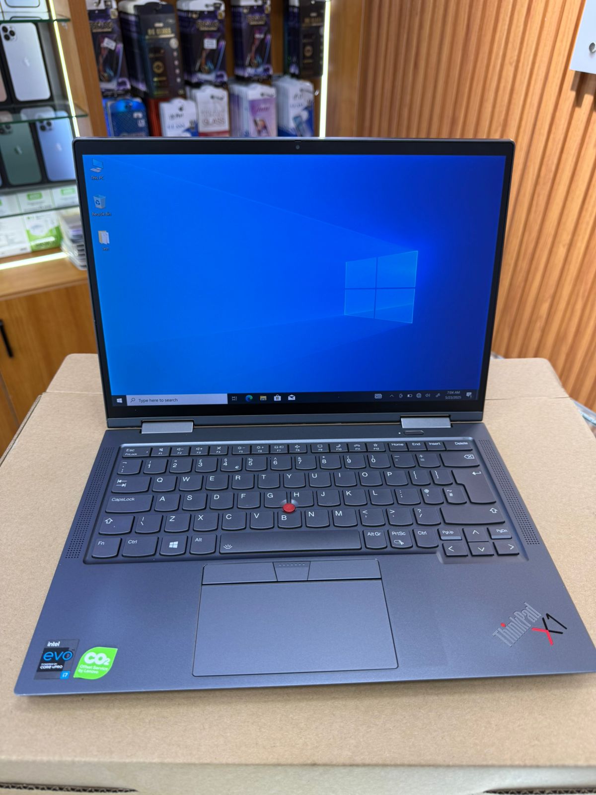 Lenovo x1 Yoga Core i7 Intel 10th Gen 16GB RAM 512GB SSD x360 Touchscreen - Refurbished