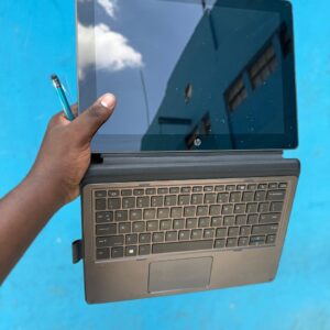 Hp Pro X2 612 G2 Core i5 7th Gen 8gb ram 256gbssd Detouchable Touch Screen - Refubished