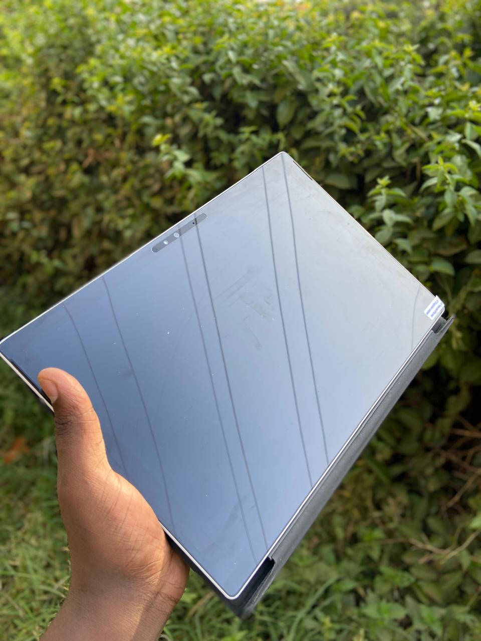 Microsoft Surface Pro 5 Core i5 7th Gen 8gb ram 256gbssd Touch Screen 2K Display - Refubished - Image 3