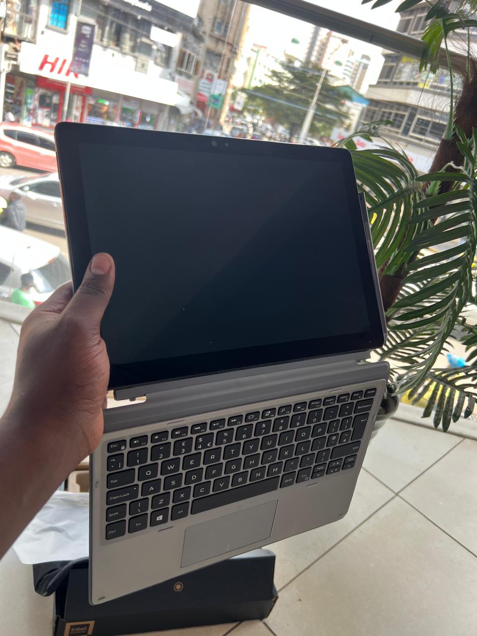 Dell Latitude 5290 Core i5 8th Gen 8gb ram 256gbssd Detouchable 2k Touch Screen - Refubished - Image 3