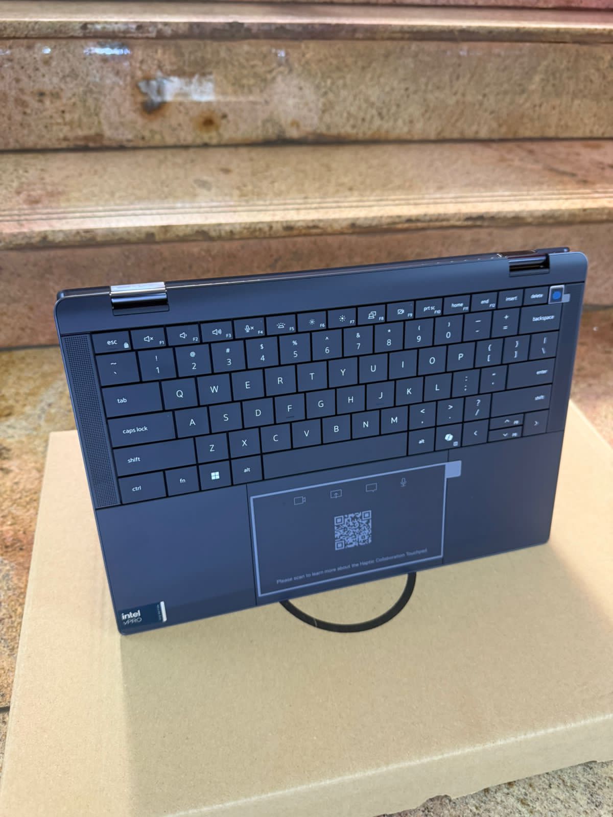 DELL LATTITUDE 9450 9000 Series CORE ULTRA 7 - 2 in 1 x360 Touch Screen - Certified Refubished - Image 4