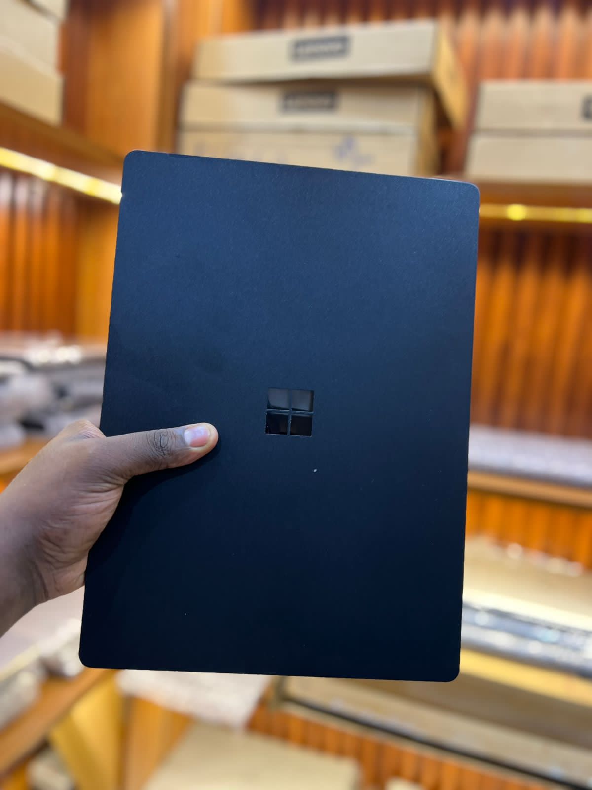 MICROSOFT SURFACE LAPTOP 4 Core i7 - 11th Gen 16gb ram 512gbssd Touch screen 2K 14" inches screen size - Image 3